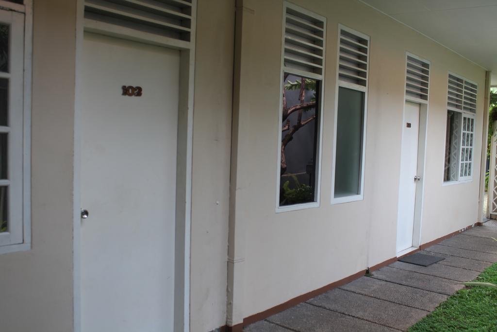Gondia Guesthouse จาการ์ตา ห้อง รูปภาพ