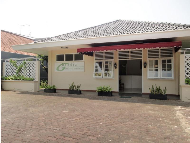 Gondia Guesthouse จาการ์ตา ภายนอก รูปภาพ