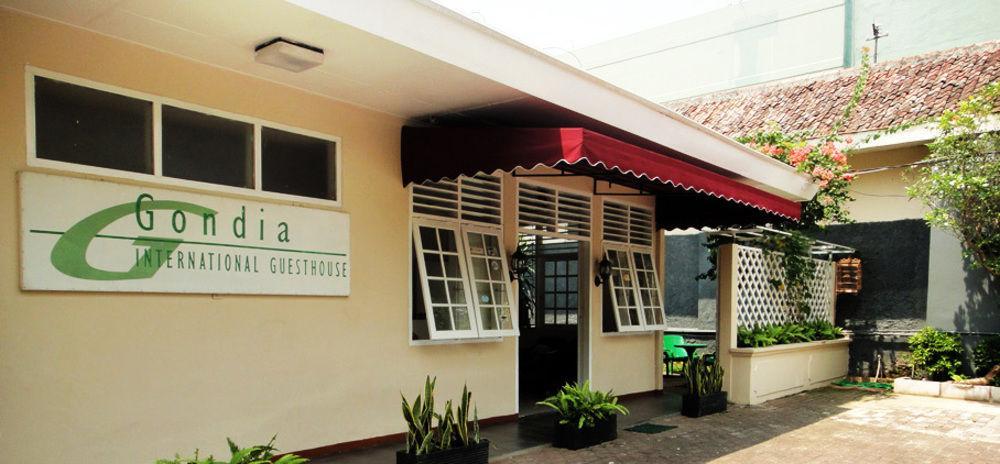 Gondia Guesthouse จาการ์ตา ภายนอก รูปภาพ