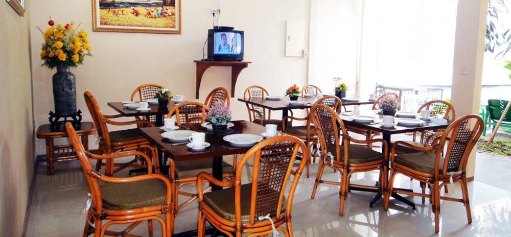 Gondia Guesthouse จาการ์ตา ภายนอก รูปภาพ